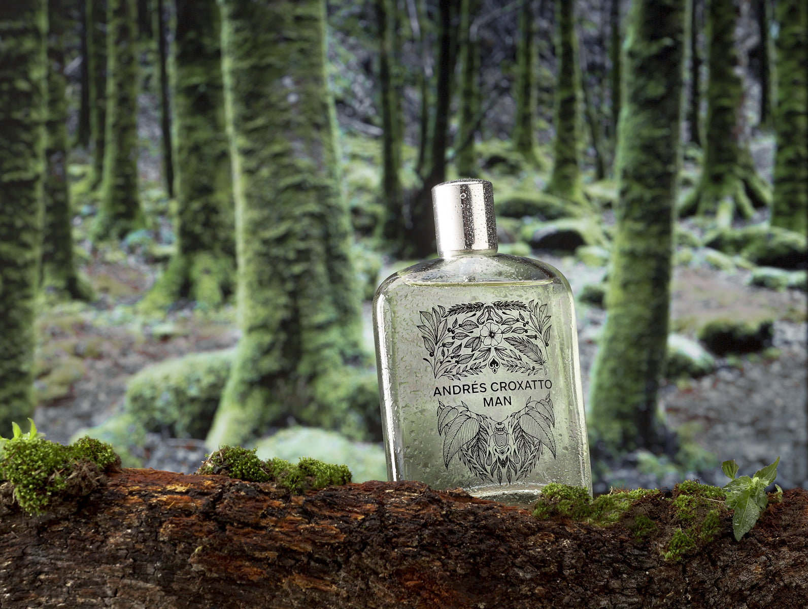 Perfume A. Croxatto en el bosque.